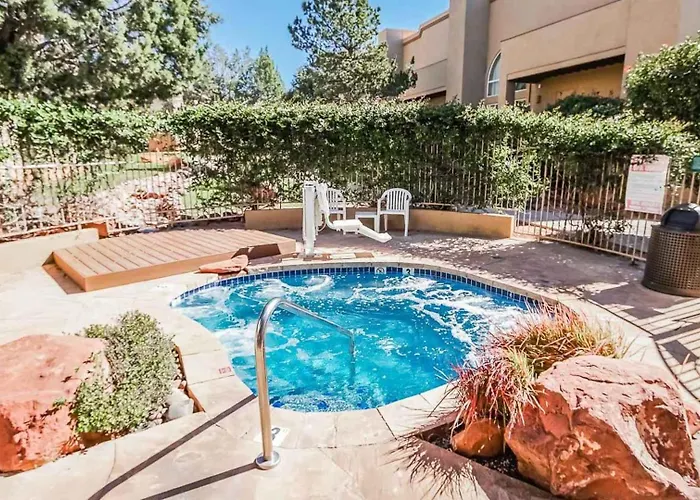 Springs 1br Loft With Access